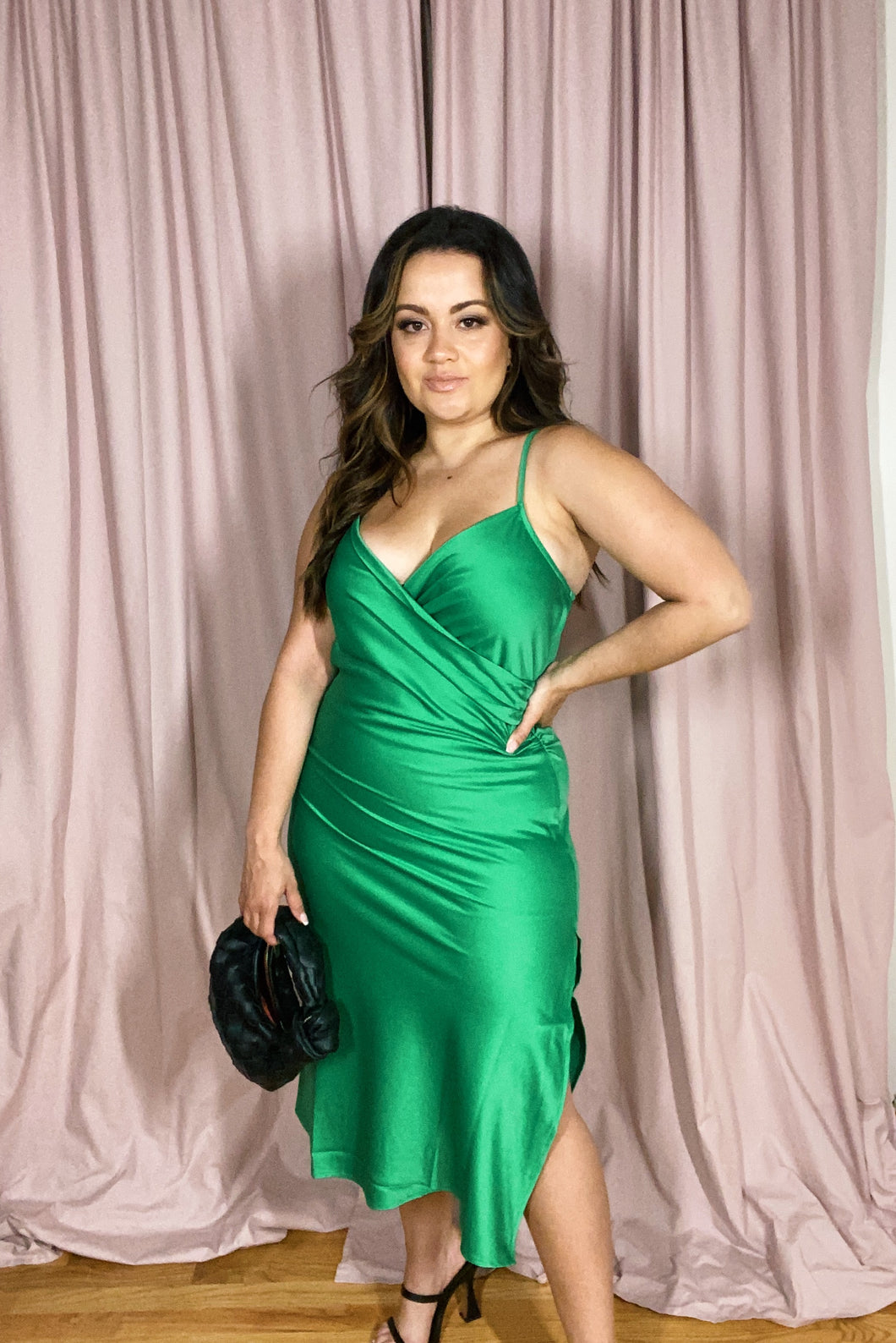 Kelly Emerald Midi Dress allthingsinstyle Kelly Emerald Midi Dress allthingsinstyle